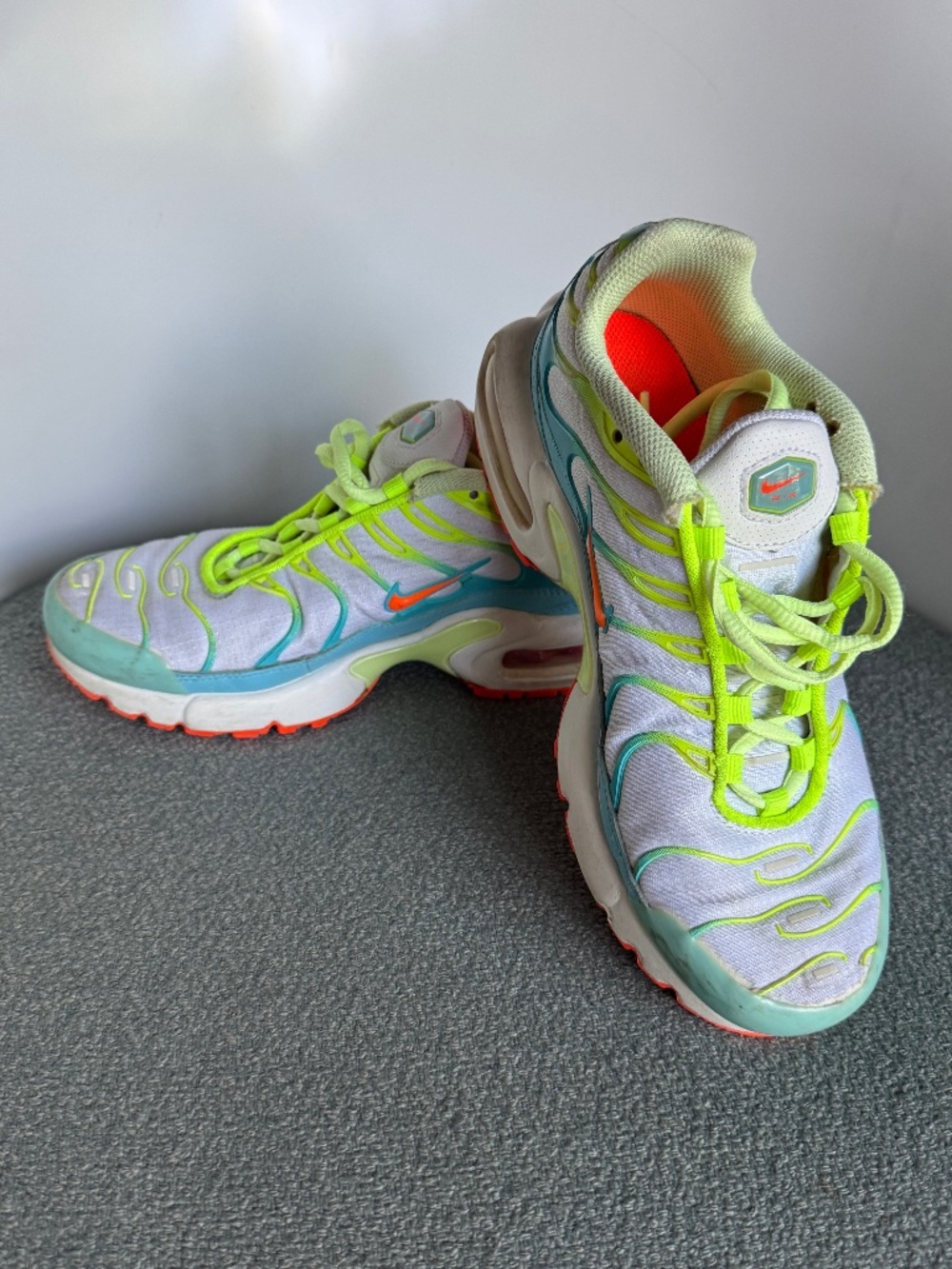 Nike Air TN Blue White Yellow Athletic Running Sneakers - Picture 2 of 10